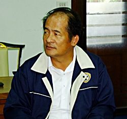 Surachai Saengutithum, chief of the Chonburi Disaster Prevention and Mitigation Department, announces the results of this year’s holiday traffic campaign.