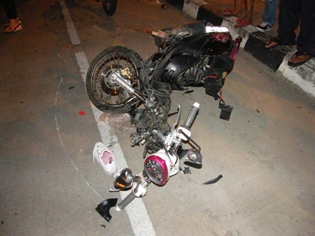 There isn’t much left of the Yamaha Fino after it hit a Honda Accord on the 3rd Road overpass near Bali Hai. 