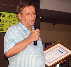 As a founder member of Pattaya City Expats Club, Max shared the interesting history of the club with members and guests, new and old.