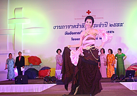 Beautiful models treading the catwalk in the latest fashions are always a big hit at events like this.