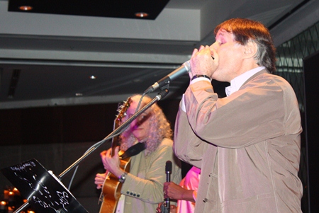 Mathew Kelly got the audience tapping their toes with his performance on the harmonica.