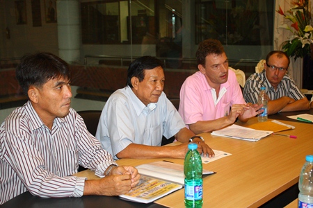 Pierre Antoine, President of the Petanque Kao-Rai Pattaya Club (2nd right), discusses preparations for the 3rd Petanque Star Masters Thailand tournament with club members and officials at Pattaya City Hall, Dec. 11. 