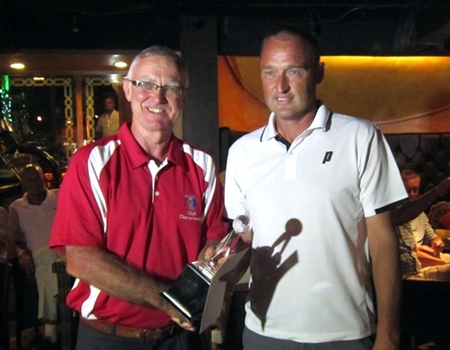 A Flight winner Jan Anderson (right) with PSC President Tony Oakes.