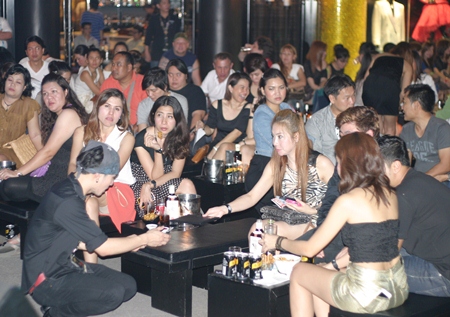 Fans eagerly await the appearance of Joe and Kong.