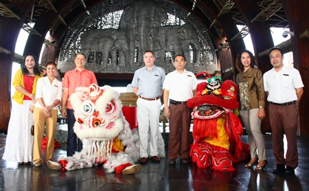 In celebration of the Chinese New Year, the Centara Grand Mirage Beach Resort organized a Lion Dance to bring luck to their guests and staff. Joining in the fun were GM Andre Brulhart, Executive Assistant Manager Paulo De Matos, EAM-F&B Wuthisak Pichayagan, Director of Human Resources Daranat Nuchaikaew, Front Office Manager Suranchana Thanbunphairach, PR Manager Usa Pookpant, and Chief Engineer Thanathip Wihokhern.