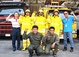 Pattaya’s Disaster Prevention and Mitigation Department director, Saeree Jumpangern (left), with help from one of Pattaya’s fire police teams, explains how much better prepared we are now than we were 2 decades ago.