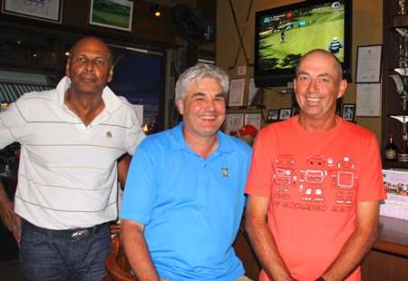 Arlen Wardene, Per Aschan & Phil Smedley après-golf.