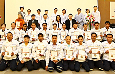 The 2nd group of graduates completed their Emergency Medical Technician - Basic (EMT-B) training course at the Bangkok Hospital Pattaya recently. They were presented with their certificates by Dr. Prayut Somprakit, CEO - Group 3 and Southern region, and Dr. Piyaporn Tippayarat, chairwoman of the training committee.