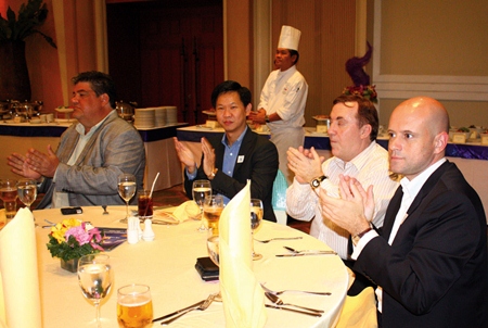 (L to R) Somporn Naksuetrong, Vice President of Royal Garden Plaza, Brinley Waddell and Dominique Rongé, GM, Centara Grand Resort & Spa Pattaya.