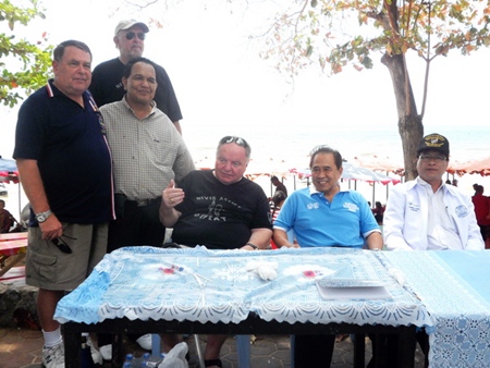 (L to R) Veterans of Foreign Wars Jr. Vice Commander District V Pat Clark; Deputy Director of District 4 Buriram Province who oversees 211 schools Viboonsak “Rang” Phraphuchamnong; with the cap is 46th SFCA’s Mike Brook from Spokane Washington USA; CEO of 46th SFCA Reed “Cadillac” Johnson, and on the extreme right is Prasatporn Deeden, an aid to Pattaya’s mayor.