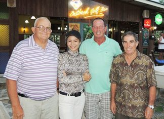 Greenwood podium placers (from the left): Barney, Ploy, Paul, and Laurie.