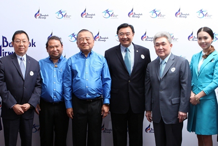 (L to R) Suthikiati Chirathivat, Vice-Chairman - Central Group; Capt. Puttipong Prasarttong-Osoth, President of Bangkok Airways; Prasert Prasarttong-Osoth, CEO of Bangkok Airways; Sorajak Kasemsuwan, President of Thai Airways International Plc.; and Pravit Maleenont, Executive Director of BEC World.