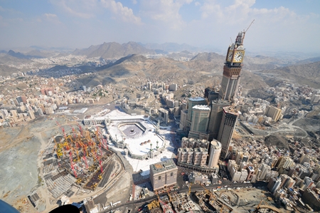 The Makkah Clock Royal Tower overlooks the Kaaba in Saudi Arabia. (Wikipedia commons)
