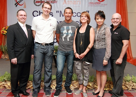 Pierre Andre Pelletier, GM of the Amari Watergate Bangkok, welcomes Chris McCormack, the Ironman World Champion who was in Bangkok to attend the ‘Macca - I’m here to win’ seminar held at the hotel recently. (l-r) Pierre Andre Pelletier, Roman Floesser (General Manager GoAdventure Asia), Chris McCormack, Laurence Hebel (Event Manager GoAdventure Asia), Nichaya Chaivisuth (Director of Communications & PR) and Fausto Izquiel (Director Bike Zone Co., Ltd.).