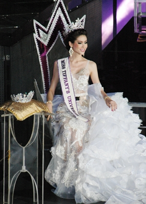 Last year’s winner Panwilas Mongkol graciously makes her final entrance and exit as Miss Tiffany’s Universe 2012.