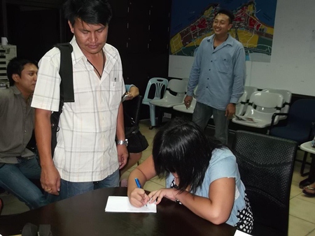 Phetrat Khanasiriwong confesses to pimping out a 14-year-old girl.