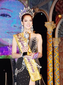 Sorrawee “Jazz” Nattee shown winning the 2009 Miss Tiffany Universe pageant in Pattaya.