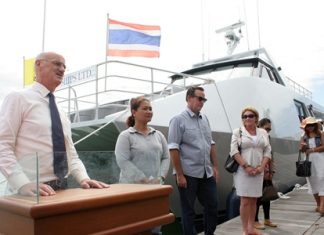 Australian Ambassador to Thailand, HE James Wise (left) addresses the assembled crowd before christening the new vessel.