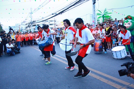 Talented musicians perform using only kitchenware.