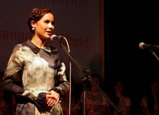 Yaya introduces the film Girl Rising.