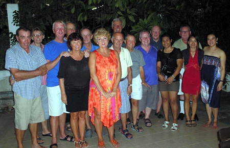 Jomtien golfers and partners at the Trattoria Italiana restaurant in Jomtien, sponsors of this month’s rainbow game at Eastern Star.