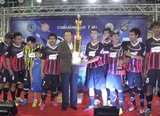 Ping Pub 2 receive the trophy after winning this year’s tournament.