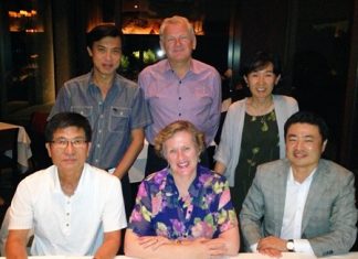 Seen pictured at a welcome dinner at the Grand Hyatt Seoul are: (front L to R) Robert Sohn - VP East Asia; President Maureen O’Crowley - SI Seoul; William Oh - Past President SI Seoul. (Back L to R) Pichai Visutriratana - Director WDA; Andrew Wood, and Adele Kim - SI Seoul.