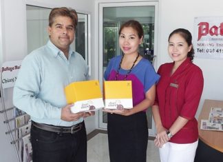 Thanaphat Chakkaphak, Marketing Communications Manager and Nataya Kuramarohit, F&B Guest Relation Executive of the Sheraton Hotel Pattaya visited the offices of Pattaya Mail Media Group recently, where they were welcomed by Deputy Managing Director Tony Malhotra.