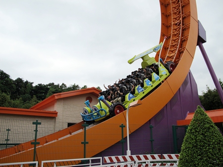 Hold on tight! Students and teachers try out the Disneyland rides.