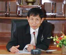 Region 2 Attorney General Pornsak Thepasuwan hosts the organizing meeting for the upcoming ceremony and festival to promote HRH Princess Bajarakitiyabha’s campaign against domestic violence.