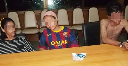 One teen escaped, but these 3 were caught after mugging another teen for 1,100 baht.