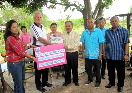 The mayor, always there to say ‘thank you’.