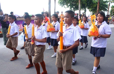School children march with their Lent candles in this year’s parade.