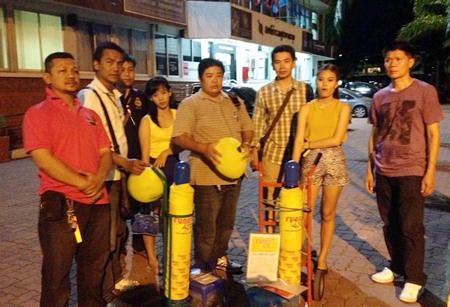 Police have arrested Laksina Saensainaet, Ratree Phatmod, and Aphisra Suwaradee for illegally selling nitrous oxide on Walking Street.