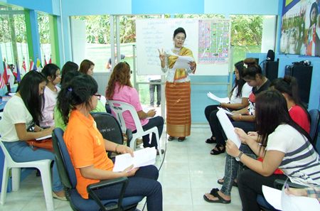 Chinese and English language, as well as customs of other Southeast Asian nations, are now being taught at the new ASEAN Education Center at the Chonburi Non-Formal Education Office.