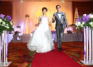 The international wedding package is one of the many themes available for the bride and groom.