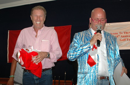 Seniors Winner Robert Skelton (left) with Mark Gorda.