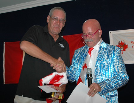 Rabbits Winner Mike Chitwood (left).