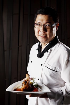 Chef Praput Pranich.