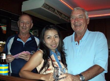Colin Davis (left) with Yui Bietry (center) and ‘player of the month’ for August, Peter Henshaw.
