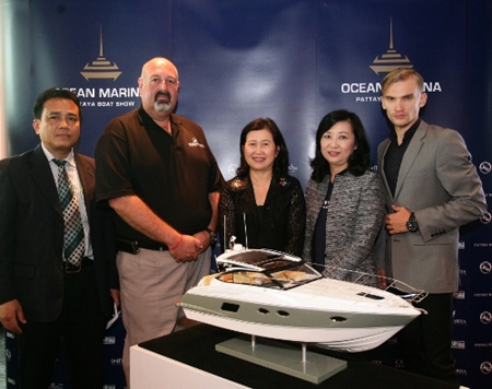From left: Mr. Prommate Nathomtong, TAT’s Director Service Promotion Division; Mr. Scott Finsten, Ocean Marina Yacht Club’s Harbour Master; Ms. Wilaiwan Thawitsri, TAT’s Deputy Governor for Tourism Products and Business; Mrs. Supatra Angkawinijwong, Ocean Property’s Deputy Managing Director; and a model from Edox.