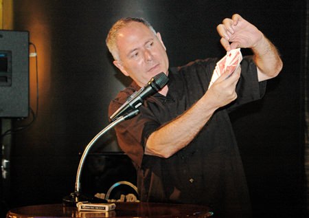 Howard Posener amazes the audience with his world class magic skills.