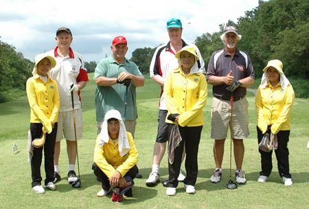 TQ players and caddies all set for a great day at Emerald G.C.
