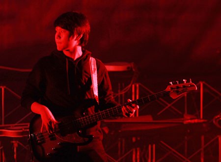 Brilliant bass! A GIS student at the rock concert.