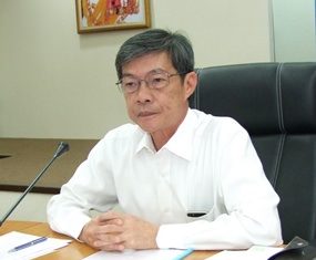 Head of administration at Chonburi City Hall, Pratan Surakitbaworn.