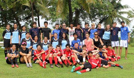 Regent’s School footballers pose for a group photo during the tournament in Phuket, held from 8-9 November.