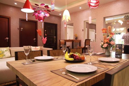 The new DECCO showroom in Pattaya has more than 5,000 high-end home furnishing items on display.