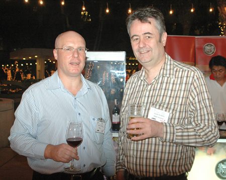 (L to R) David Cumming representing ONYX, Mark Butters from RSM Advisory.