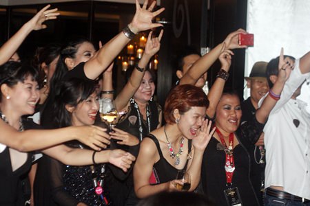 The crowd absolutely lovaes the show.