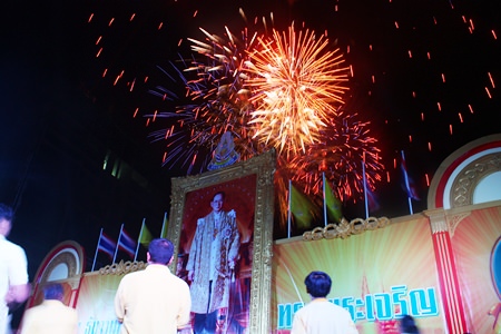 Extravagant fireworks brought the celebrations to a happy end.